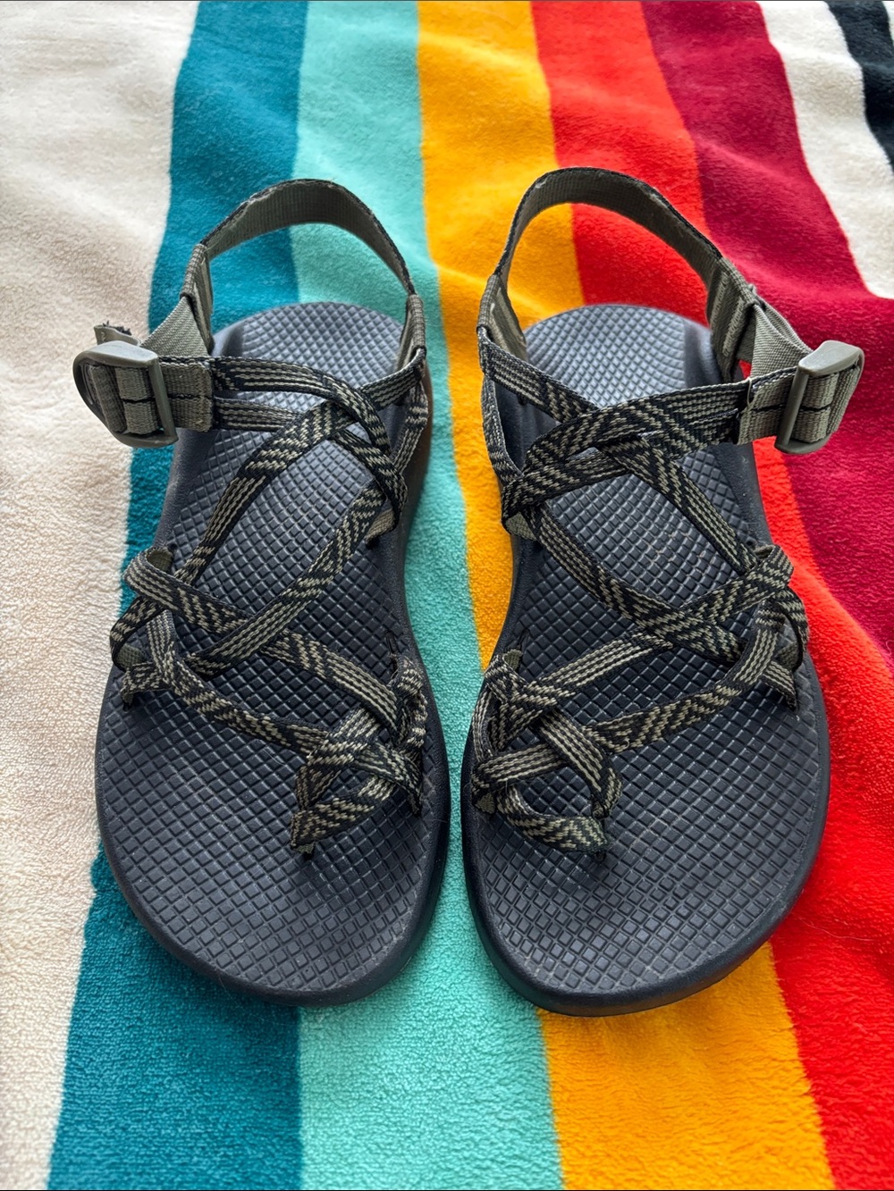 Chaco Women’s Z2 — Black with Olive Pattern - W 8